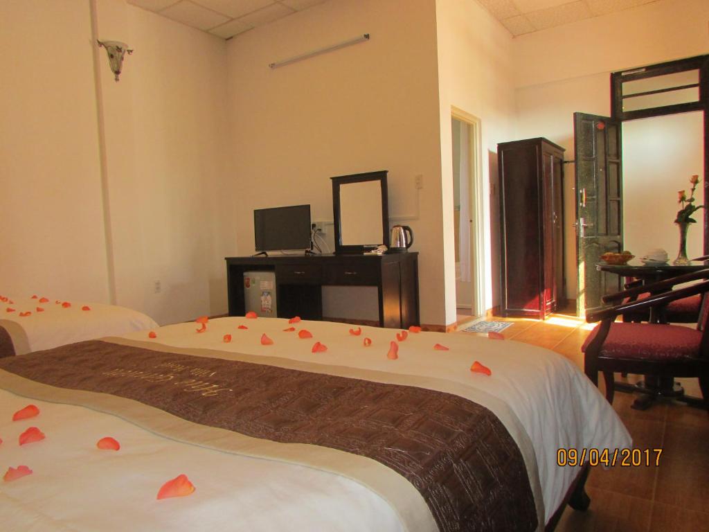 Семейный (Семейный номер с балконом), Hue Garden Villa Hotel