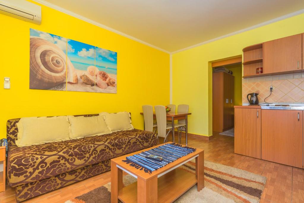 Villa Nena Apartments Sutomore photo 4