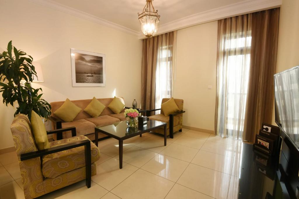 Сьюит (Апартаменты с 2 спальнями и видом на море), Курортный отель Bahi Ajman Palace Hotel