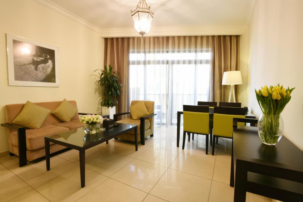 Сьюит (Апартаменты с 1 спальней), Курортный отель Bahi Ajman Palace Hotel