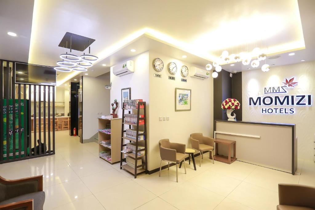 Momizi Business Hotel