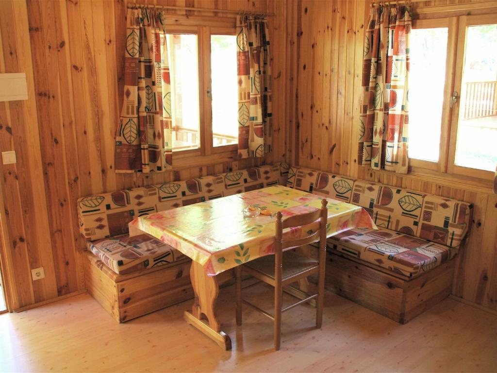 Holiday home Vakantiepark Isábena 2 photo 3