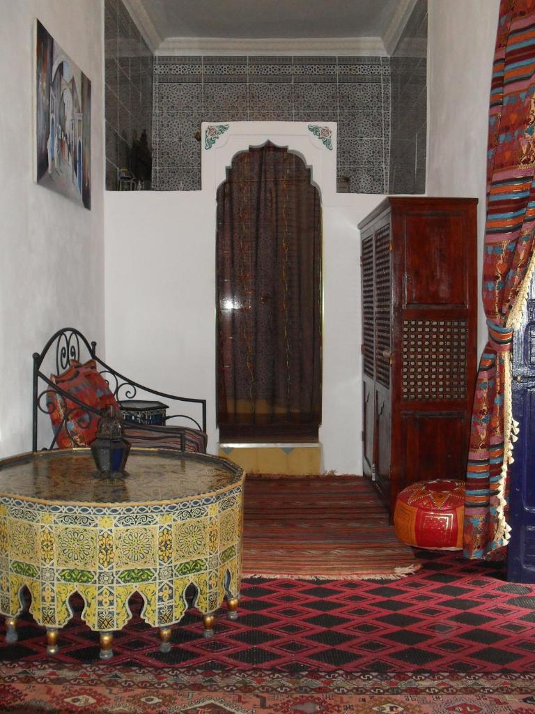 Riad Tiziri - Tap to explore photos