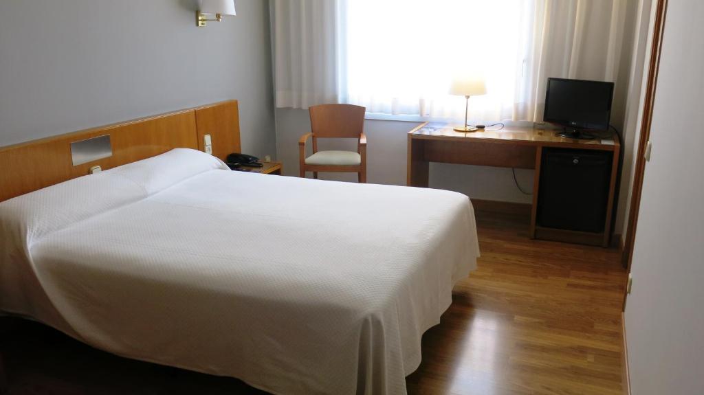 Hotel Borrell photo 2