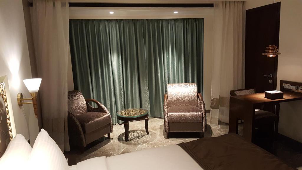 Двухместный (Deluxe Double Room with 10% discount on Food and Beverage), Peninsula Redpine