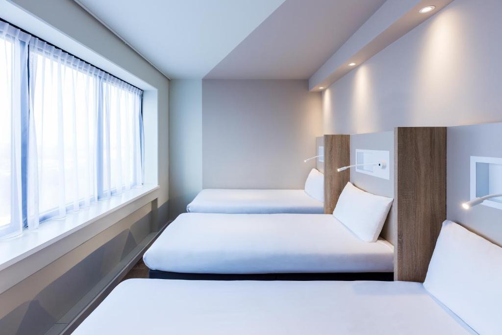 Трехместный (Номер с 3 односпальными кроватями), ibis budget Amsterdam City South