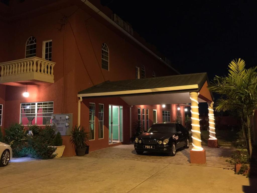 Montecristo Inn photo 4