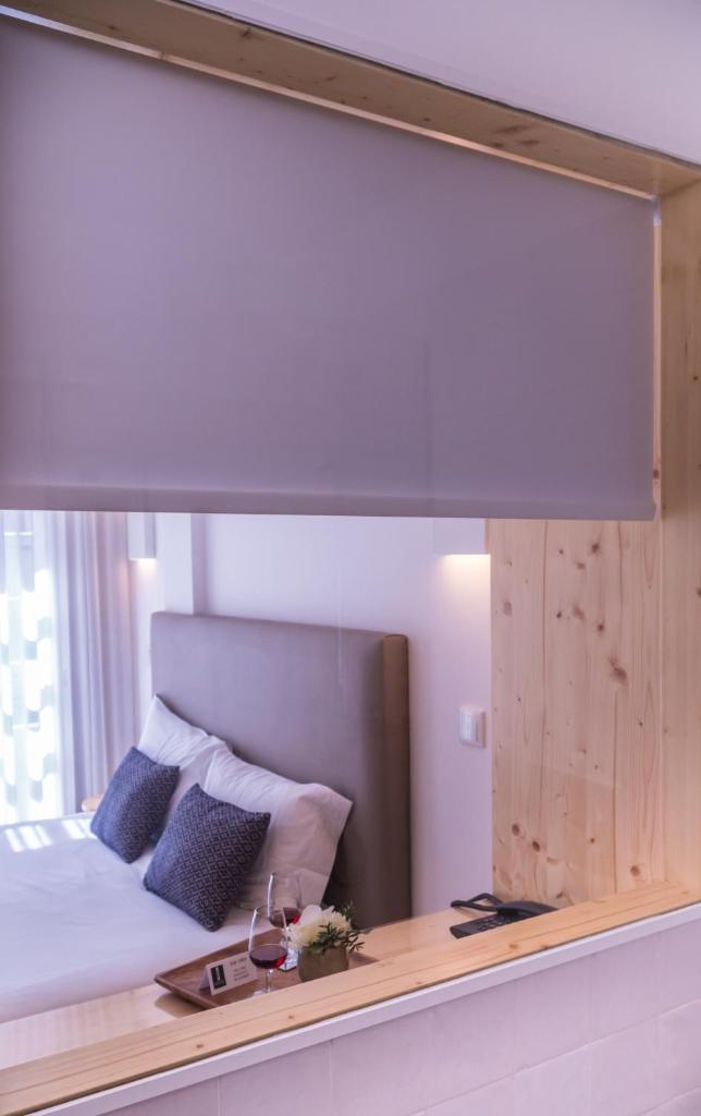 Двухместный (Двухместный номер Делюкс с 1 кроватью и балконом), Ribeiredge Guest House
