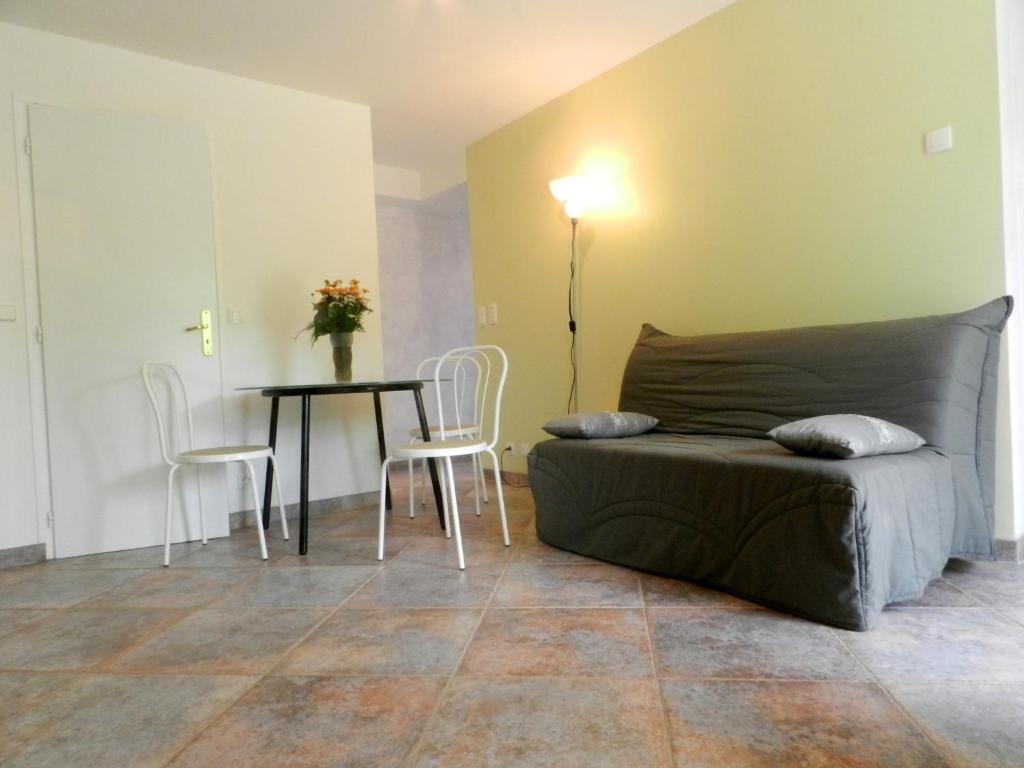 Gîte les Platanes photo 2