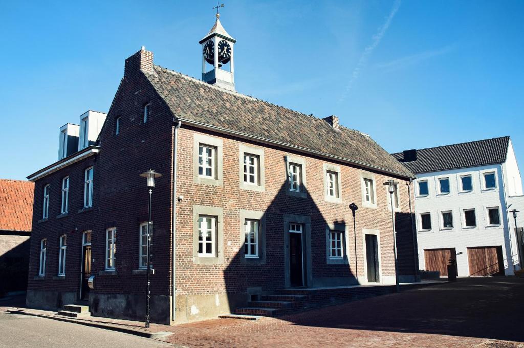 Maison Village photo 3