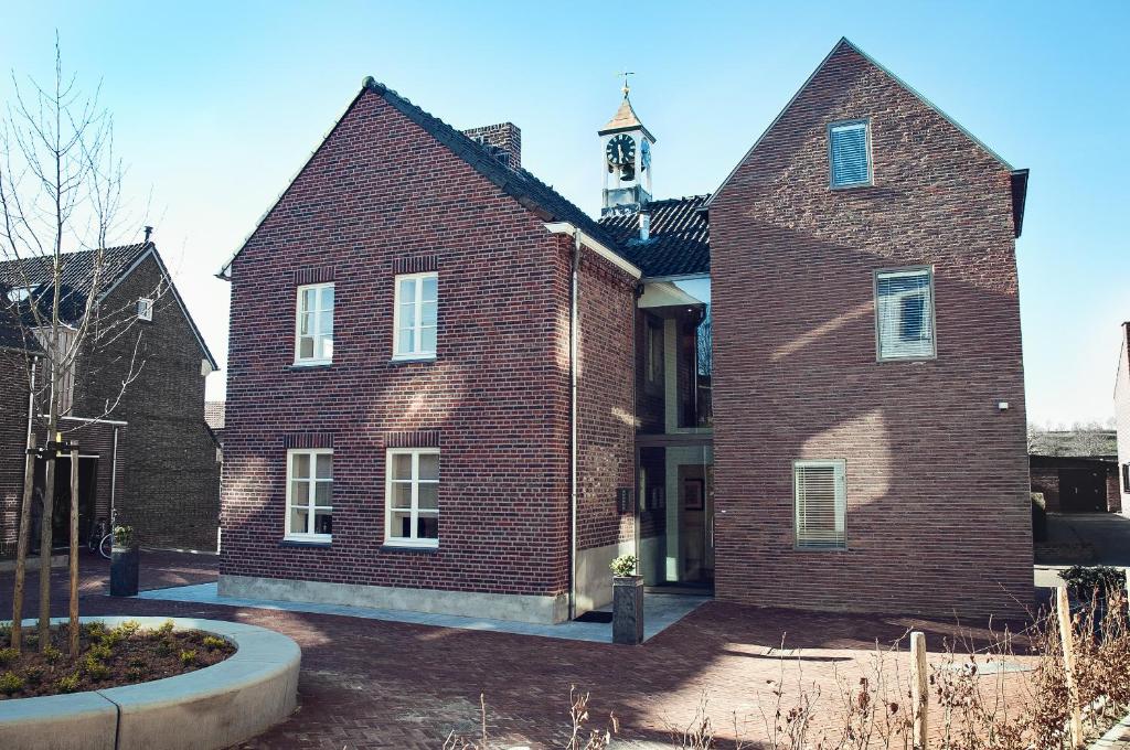 Maison Village photo 1