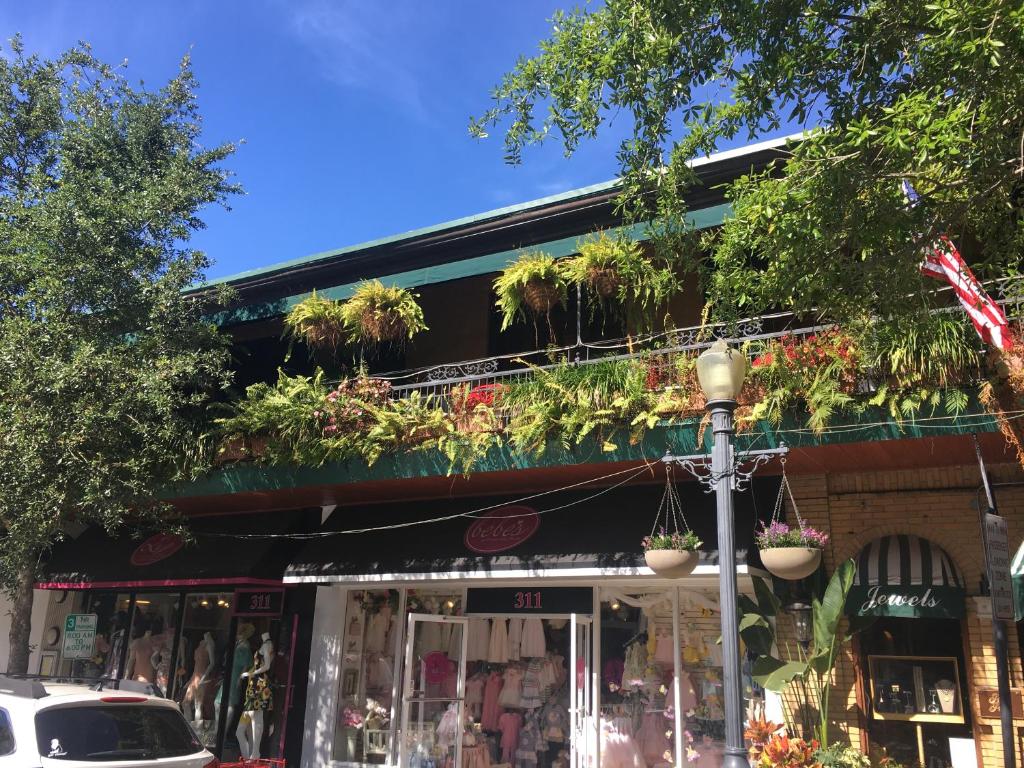 Park Plaza Hotel image