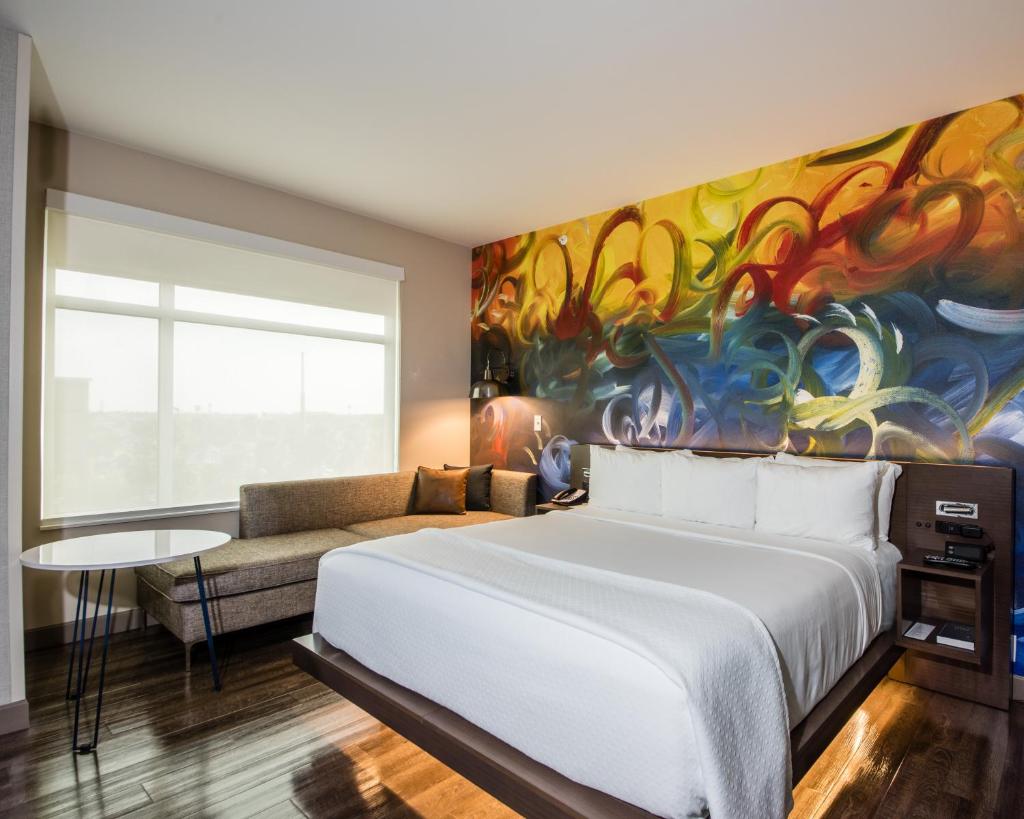 Cambria Hotel McAllen Convention Center photo 3