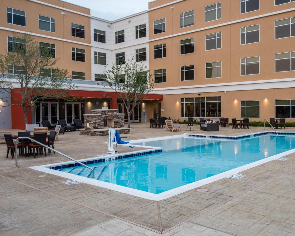 Cambria Hotel McAllen Convention Center photo 4