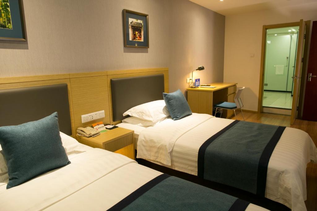 Четырехместный (Семейный номер (для 4 взрослых)), Citytel Inn