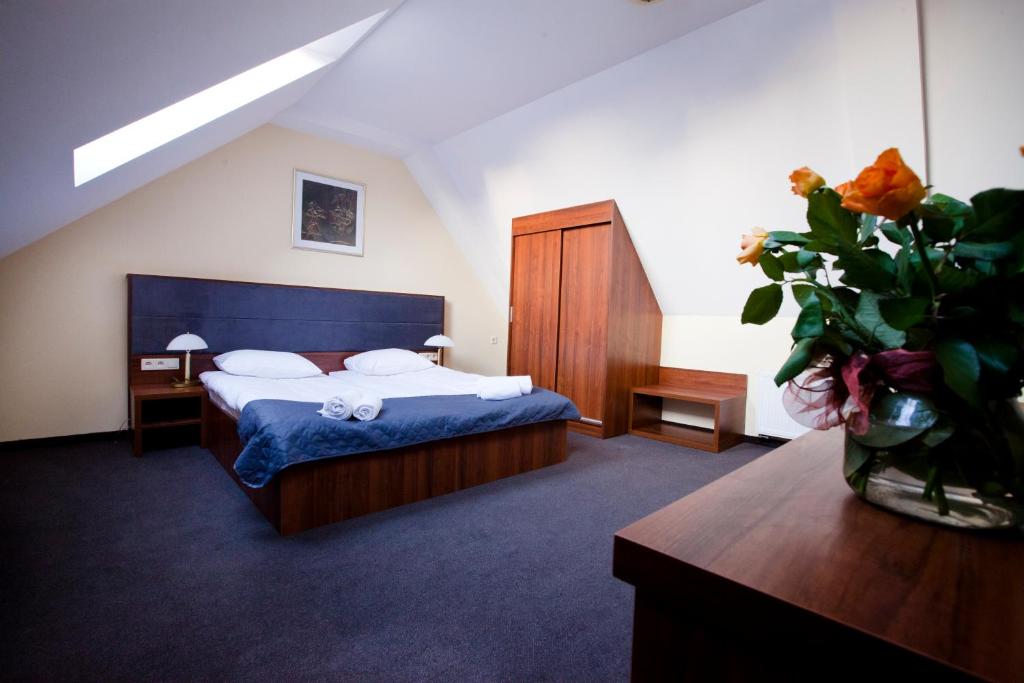 Трехместный (Трехместный номер), Aparthotel W Pałacu