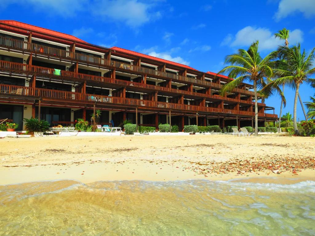 Luxury Beachfront Duplex Villa on Sapphire Beach IV photo 4