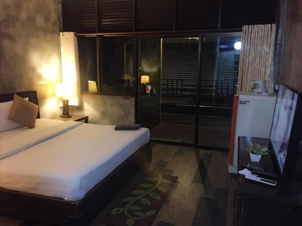 Двухместный (Стандартный двухместный номер с 1 кроватью), Crescent Bay Resort