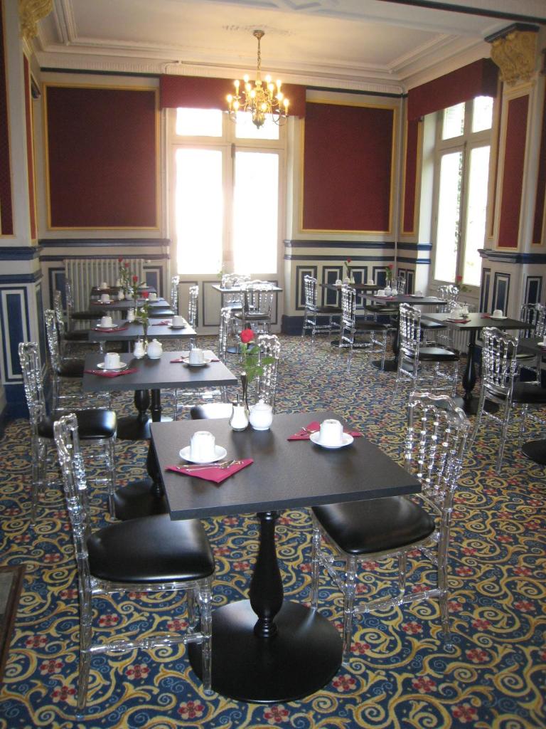 Hôtel Les Maréchaux photo 1