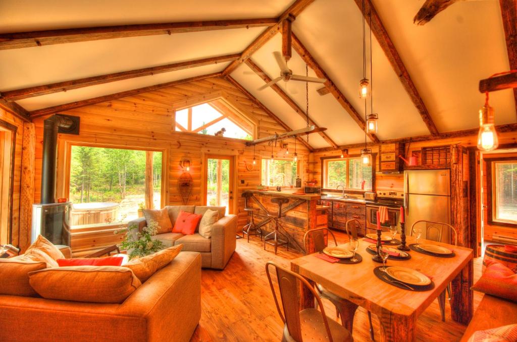 Le St Bernard - Les Chalets Spa Canada photo 3