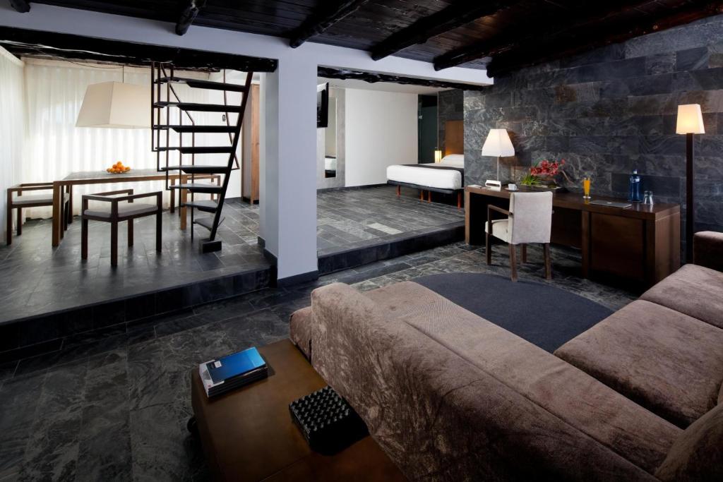 Hotel Boutique Ses Pitreras - Tap to explore photos