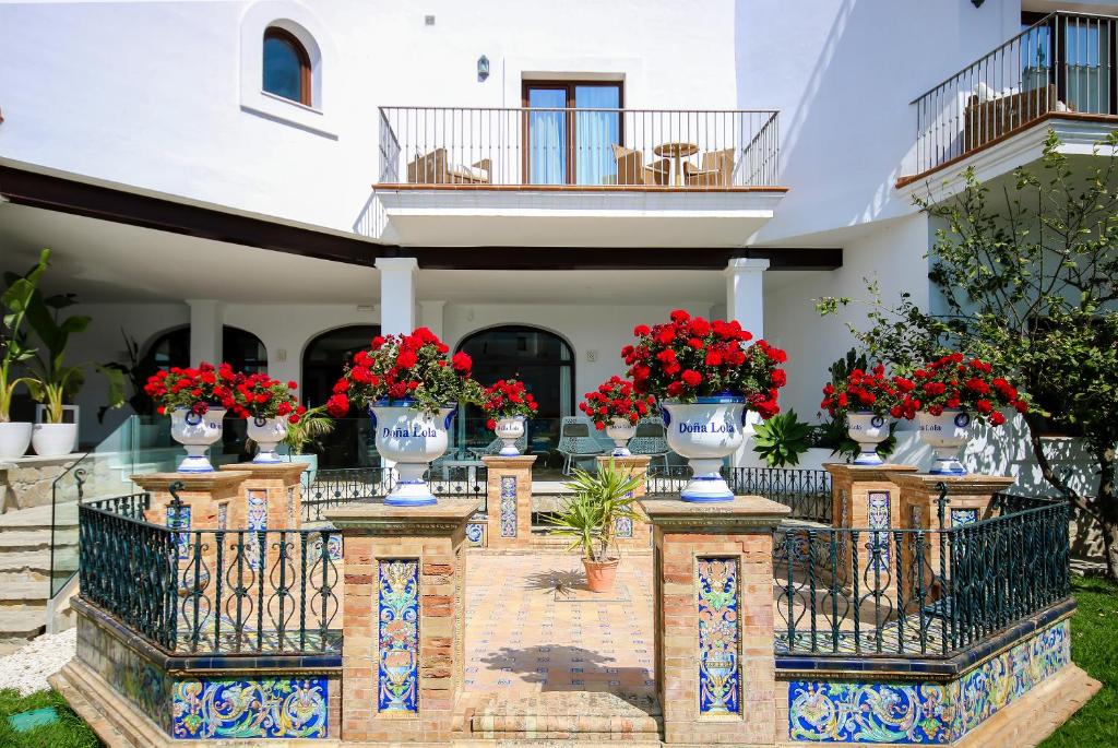 Hotel Doña Lola Zahara photo 4