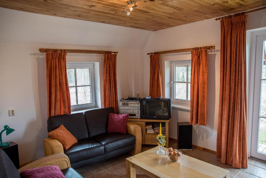 Fox House photo 2