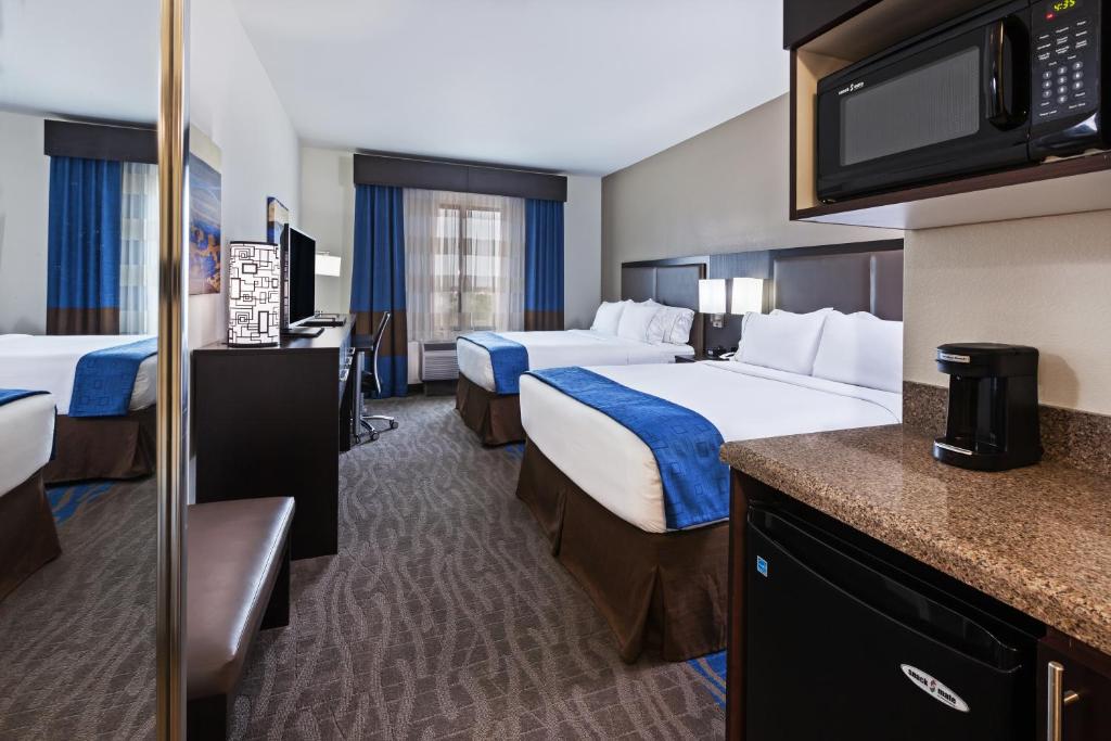 Holiday Inn Express & Suites Glenpool, an IHG Hotel photo 2