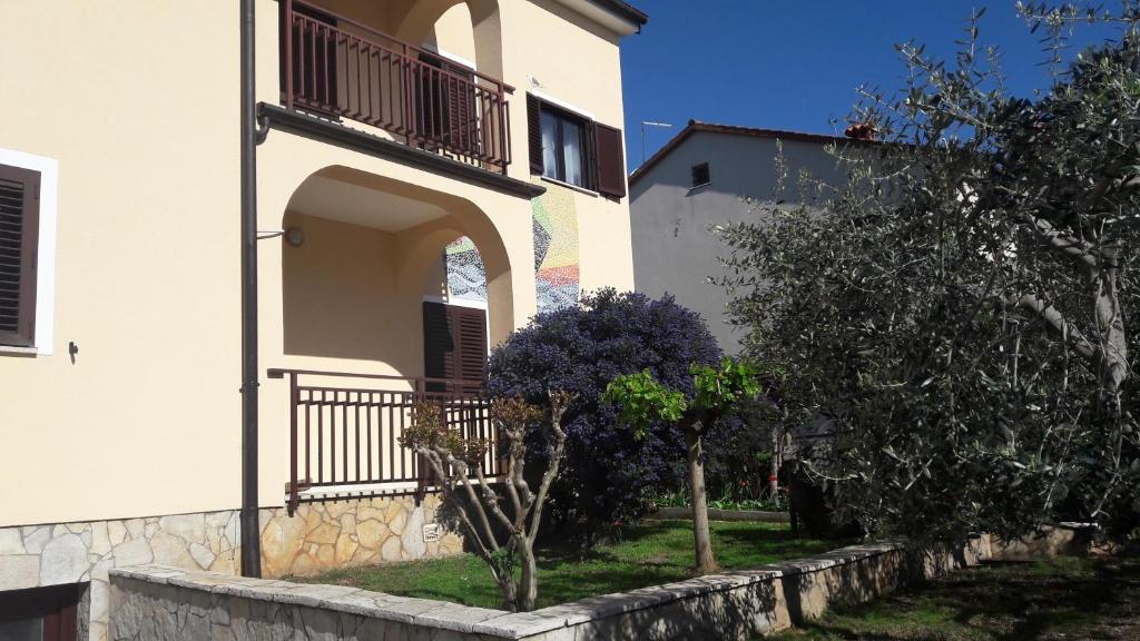 Apartments Mirela photo 1