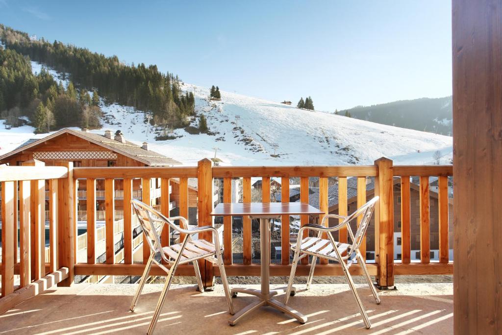Hôtel Prestige Odalys Le Chamois photo 3