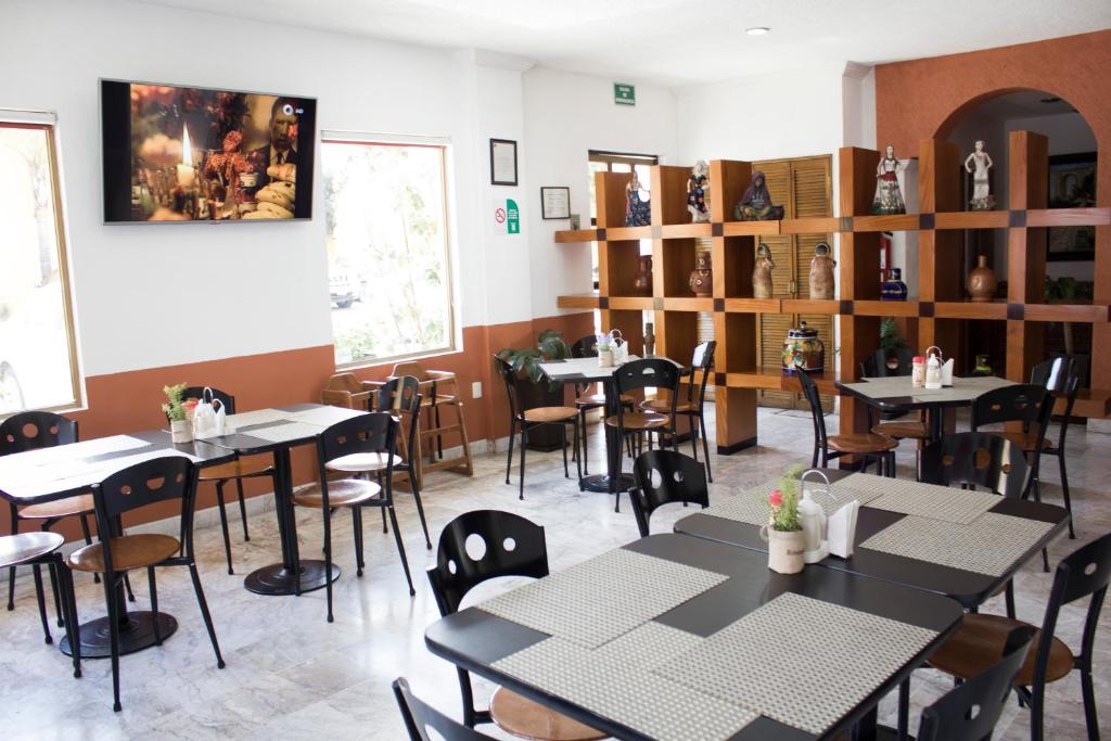 Estanza Hotel & Suites photo 3