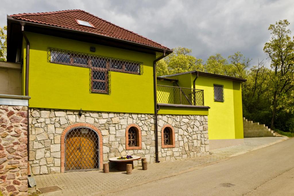 Penzion - Vinařství Hanuš photo 1