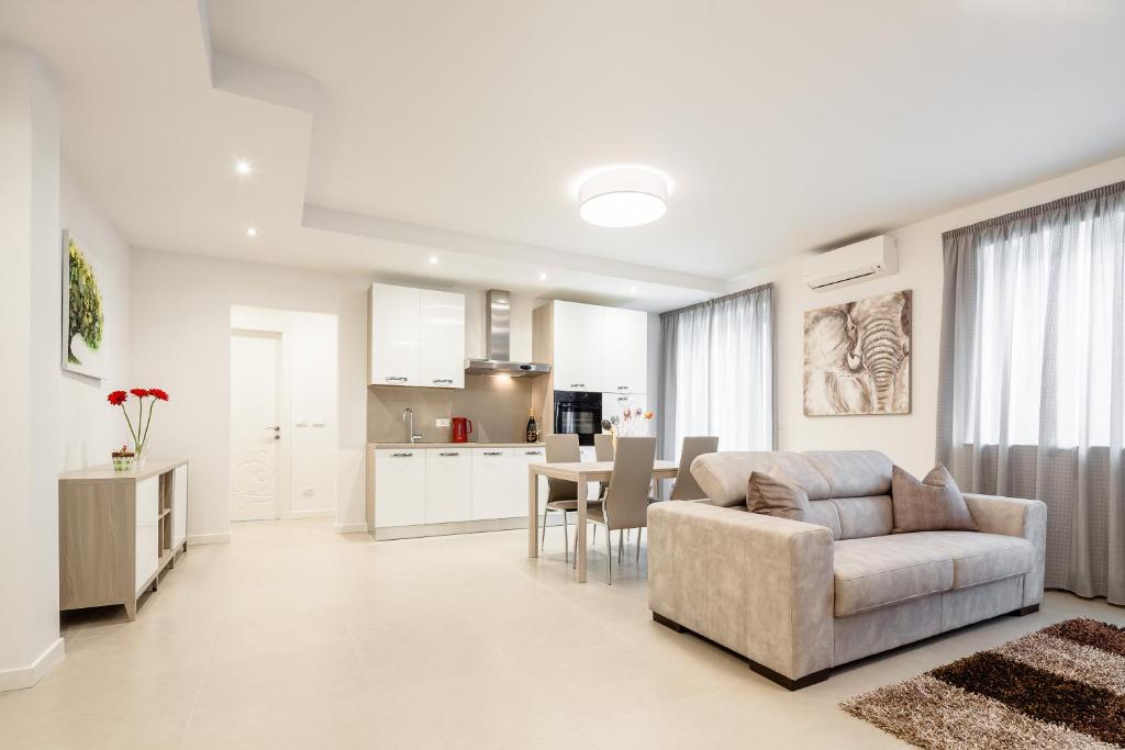 Fior Apartments photo 1
