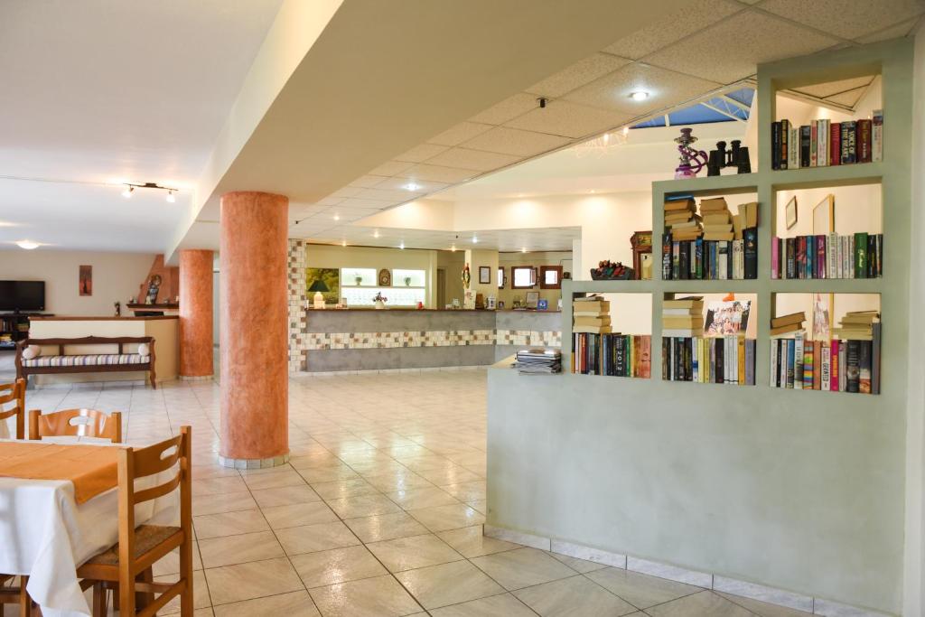 Hotel Eleana photo 4