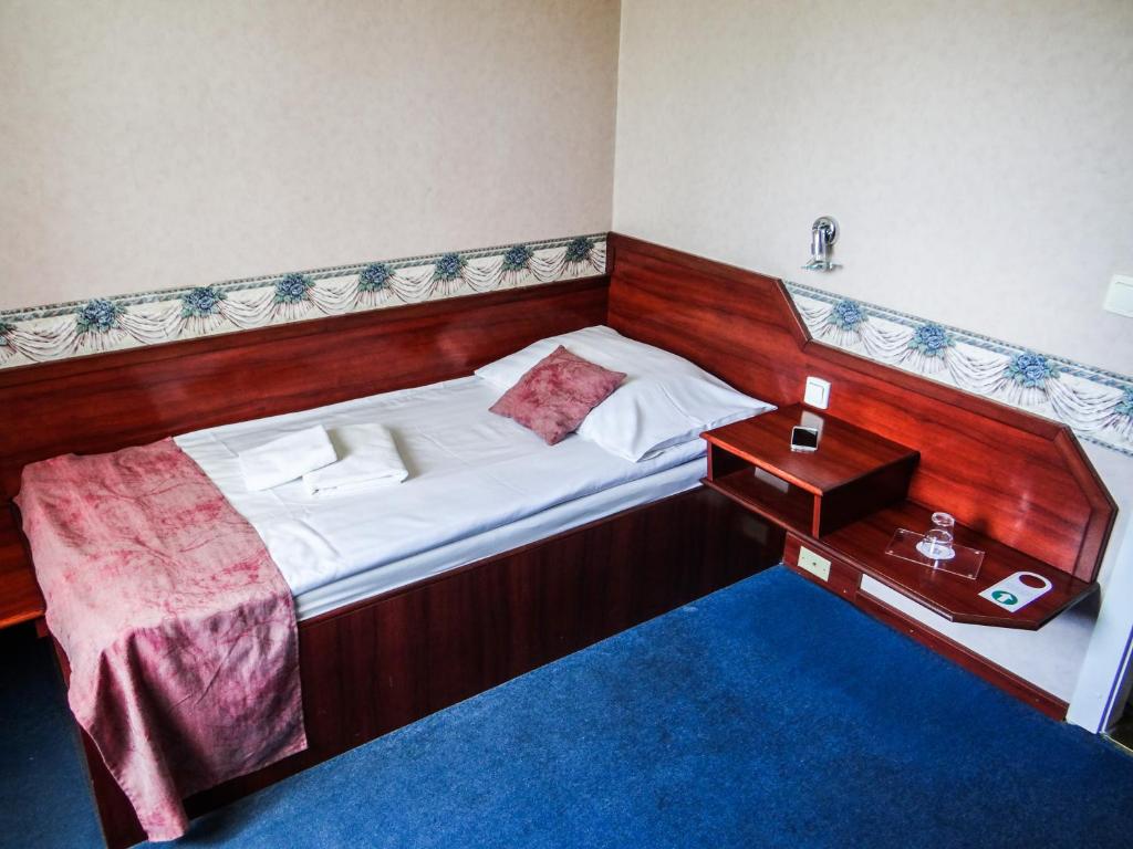 Одноместный (Стандартный одноместный номер), Classic Hotel
