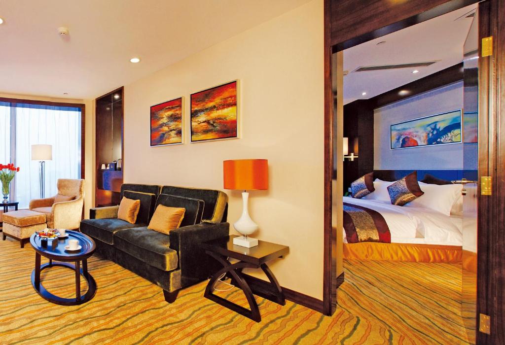 Сьюит (Суперлюкс), WuHu XingBai JinLing Hotel