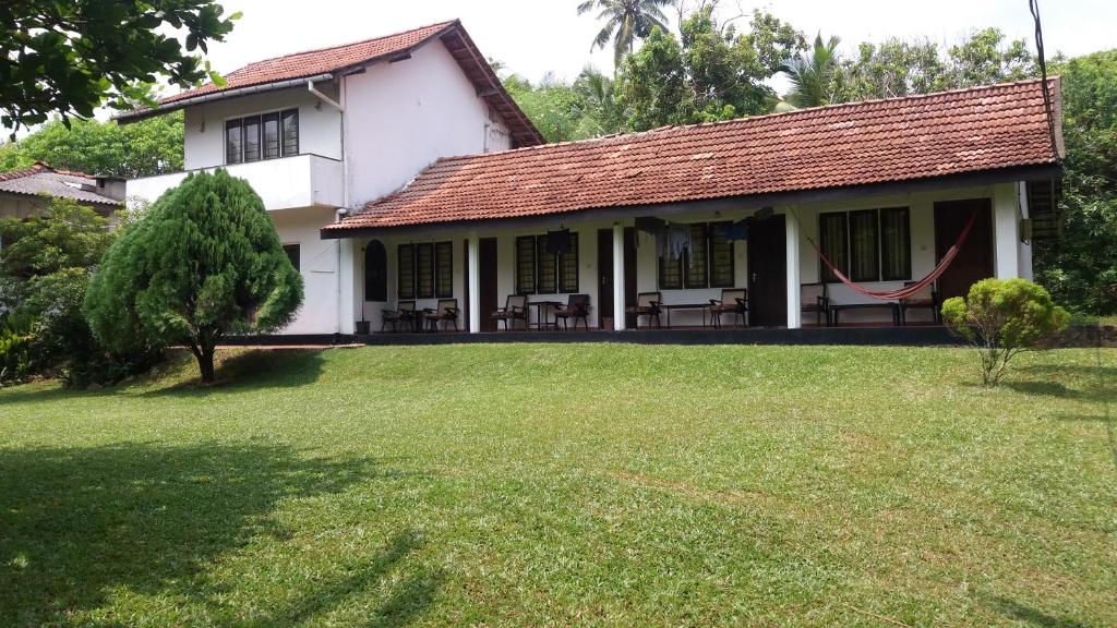 4 Seasons Guesthouse photo 3