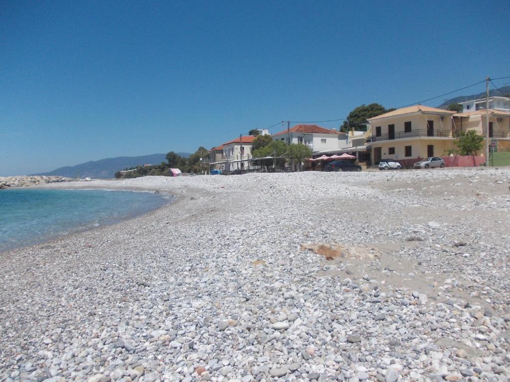 Akrogiali Beach Apartments photo 2