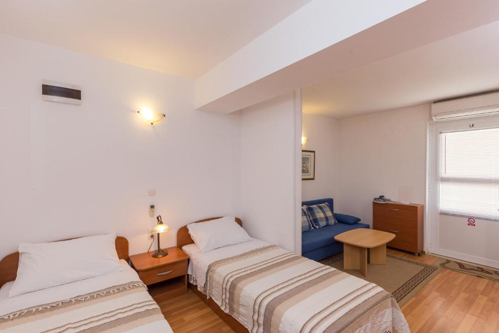 Apartments Milanović photo 2