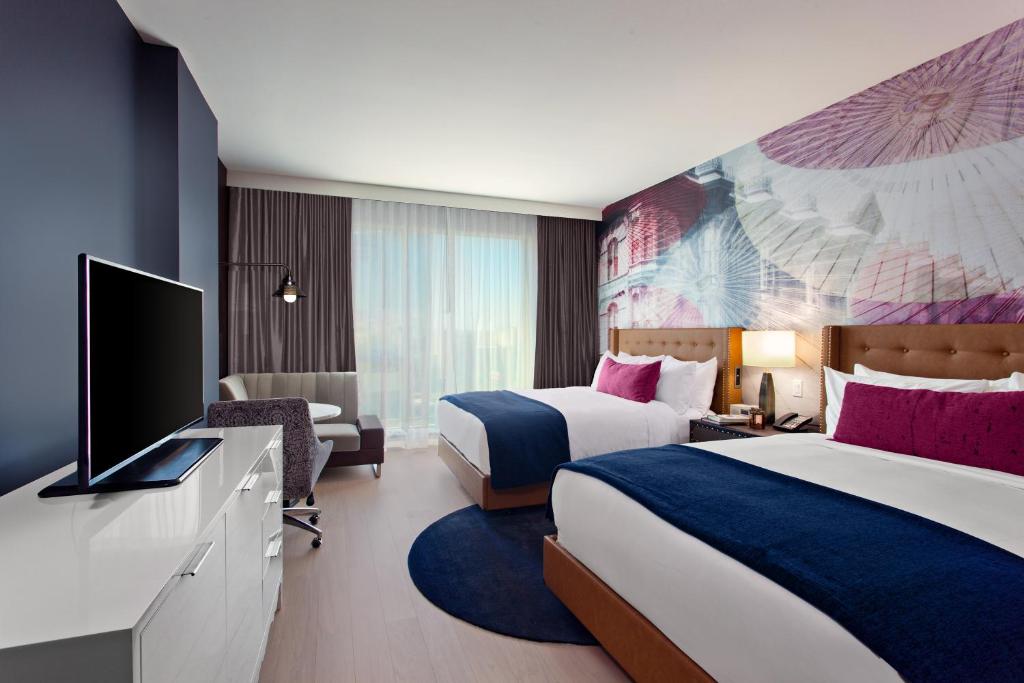 Hotel Indigo - Los Angeles Downtown, an IHG Hotel photo 2