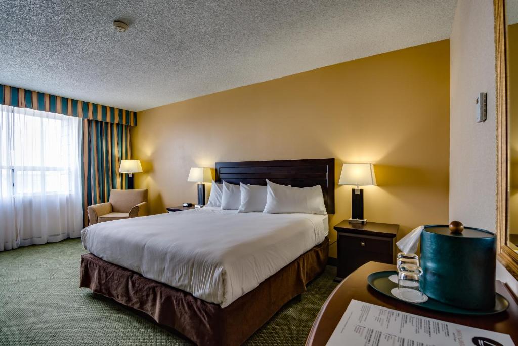 Sawridge Inn and Conference Centre Edmonton South photo 2
