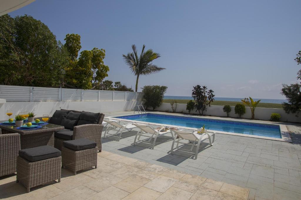 Villa Iris photo 2