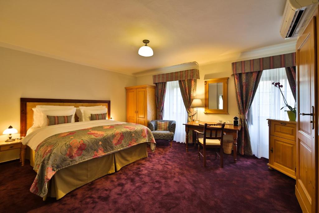 Двухместный (Двухместный номер Делюкс с 1 кроватью), Hotel Questenberk