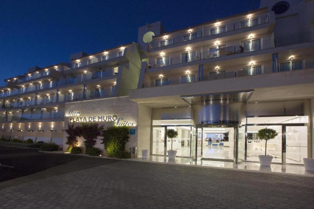 Mar Hotels Playa de Muro Suites photo 1