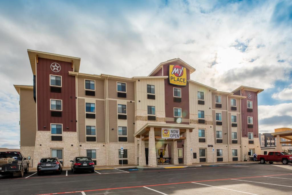My Place Hotel - Lubbock, TX image