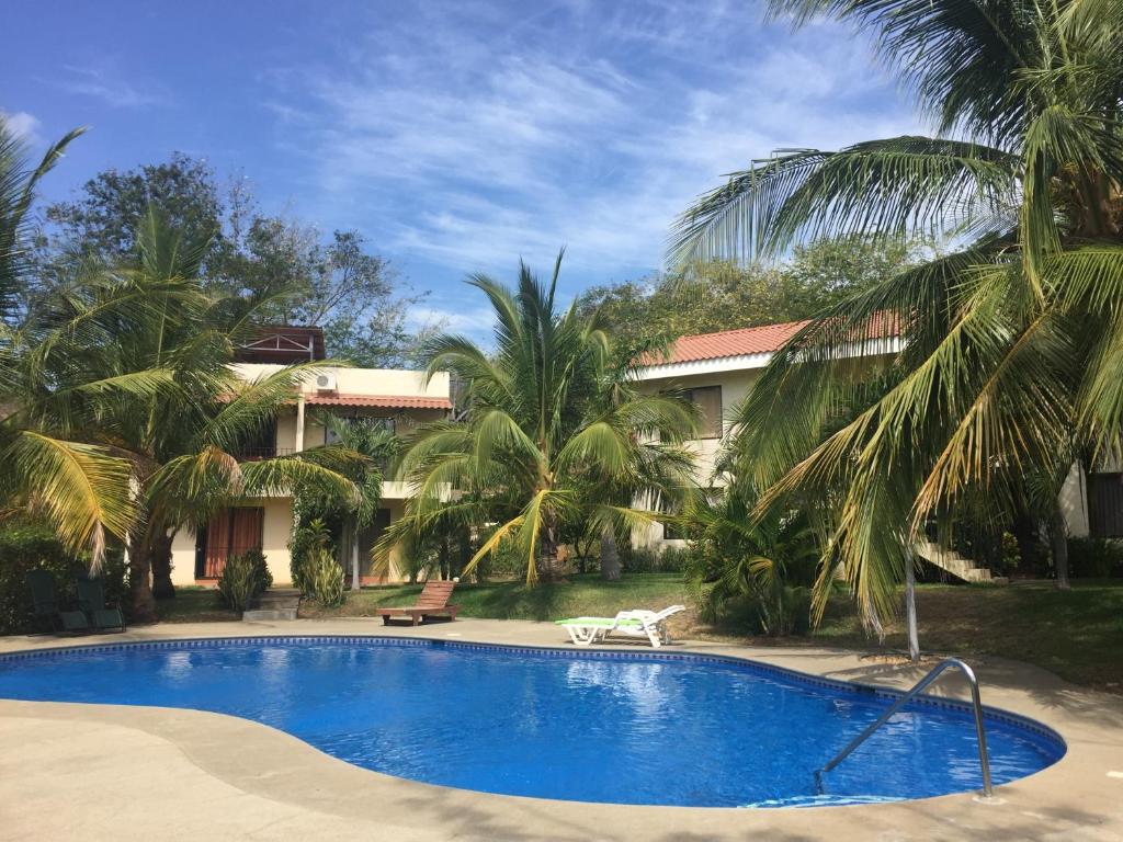 Las Colinas de Playas del coco photo 4