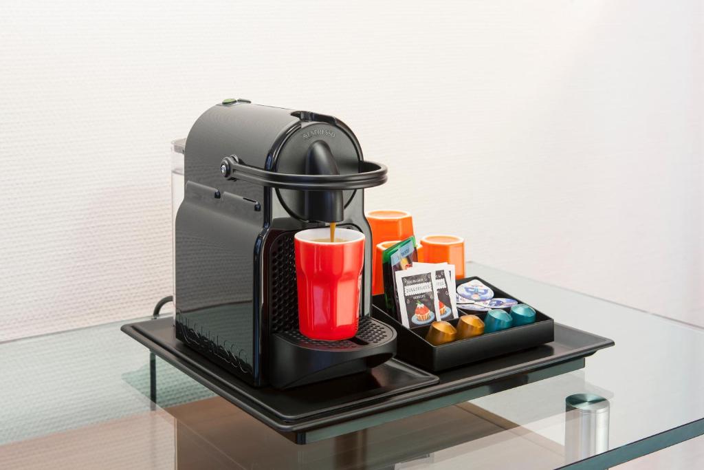 Двухместный (Double Room-MODERN), Hotel Basel
