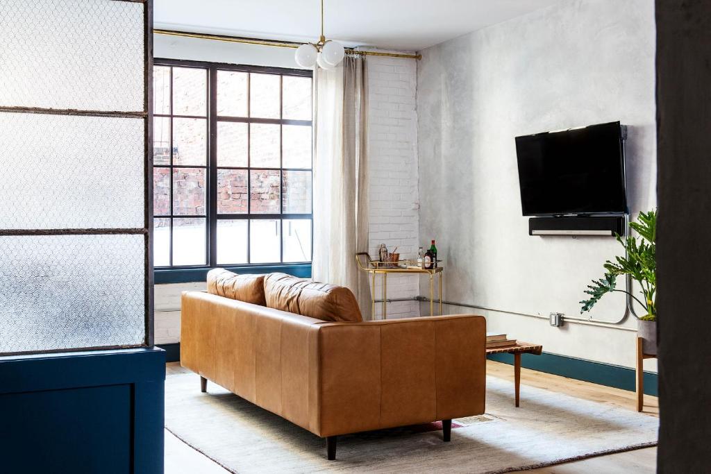 Lokal Hotel - Old City image
