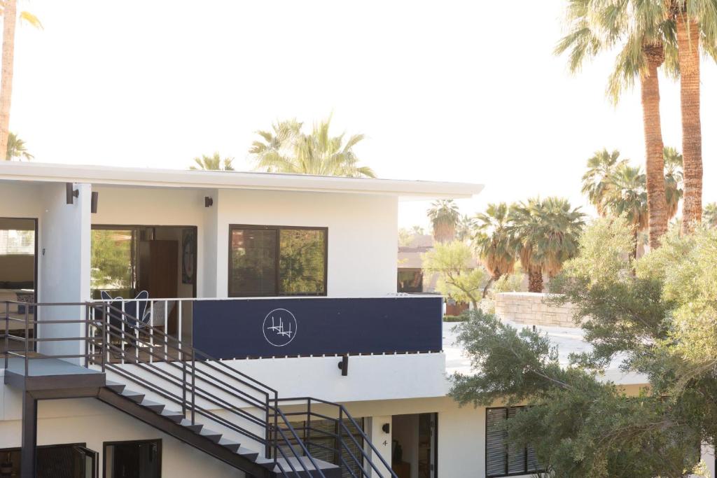 Holiday House Palm Springs photo 3