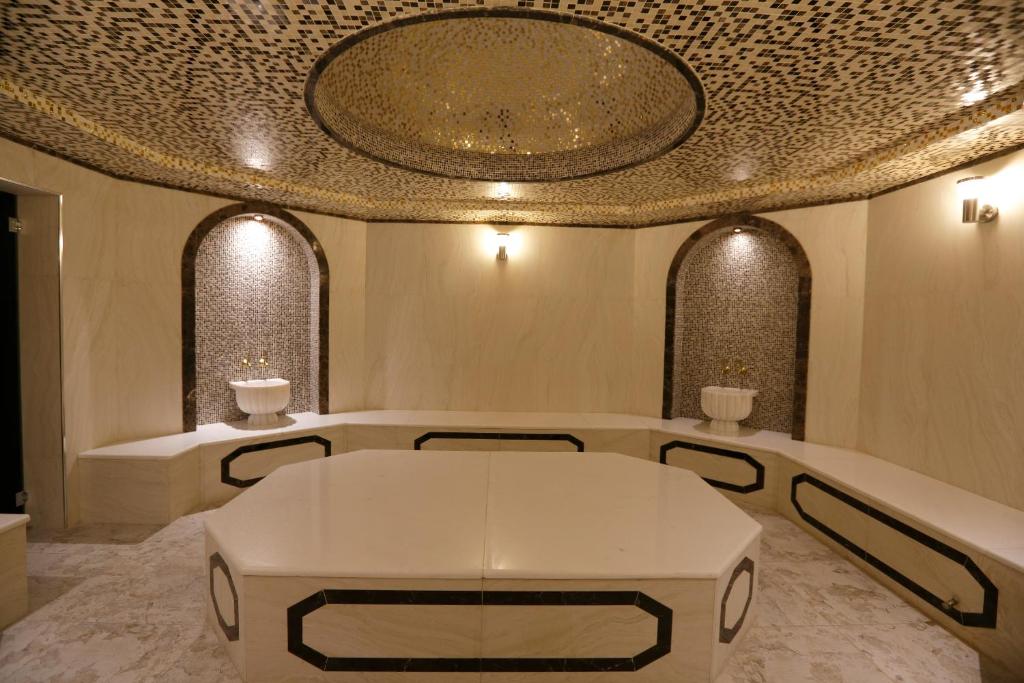 Days Hotel By Wyndham Baku photo 1